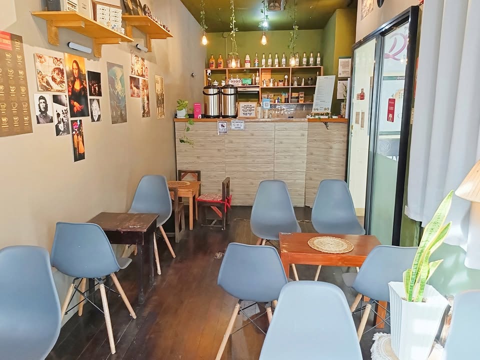 Retro Tea & Coffee Lipa